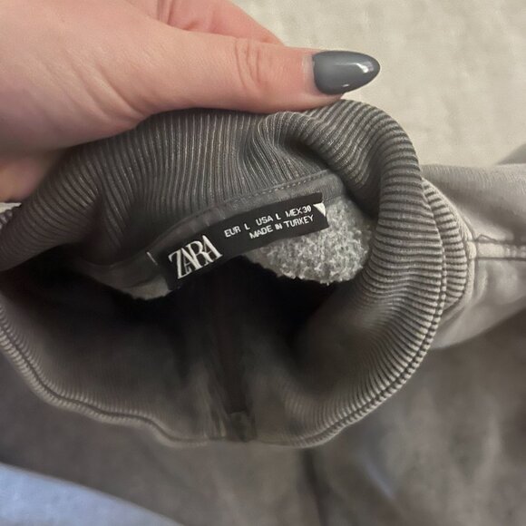 Zara WASHED EFFECT CROP BOMBER SWEATSHIRT - Picture 3 of 3